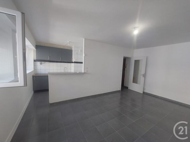 Appartement T1 à vendre - 1 pièce - 26.74 m2 - ORLEANS - 45 - CENTRE - Century 21 Jl Immo